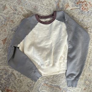 Cropped sweatshirt